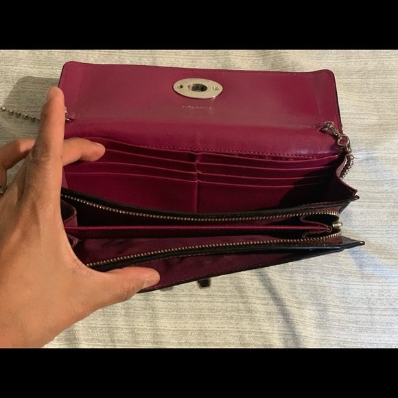 Coach Leather Snake embossed Wallet - Picture 5 of 13